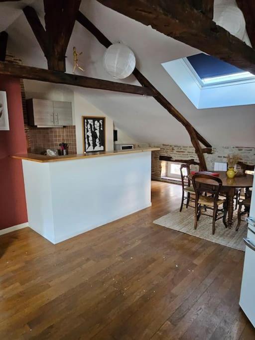 Sous Les Toits Du Vieux Cahors - 3Eme Etage Apartman Kültér fotó